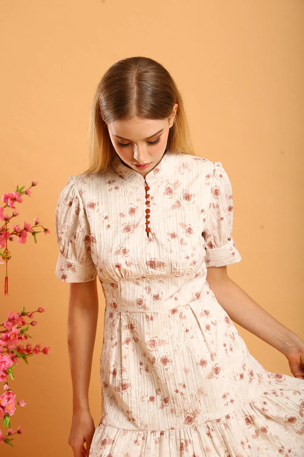 Bevelia Cheongsam in Rose Blush