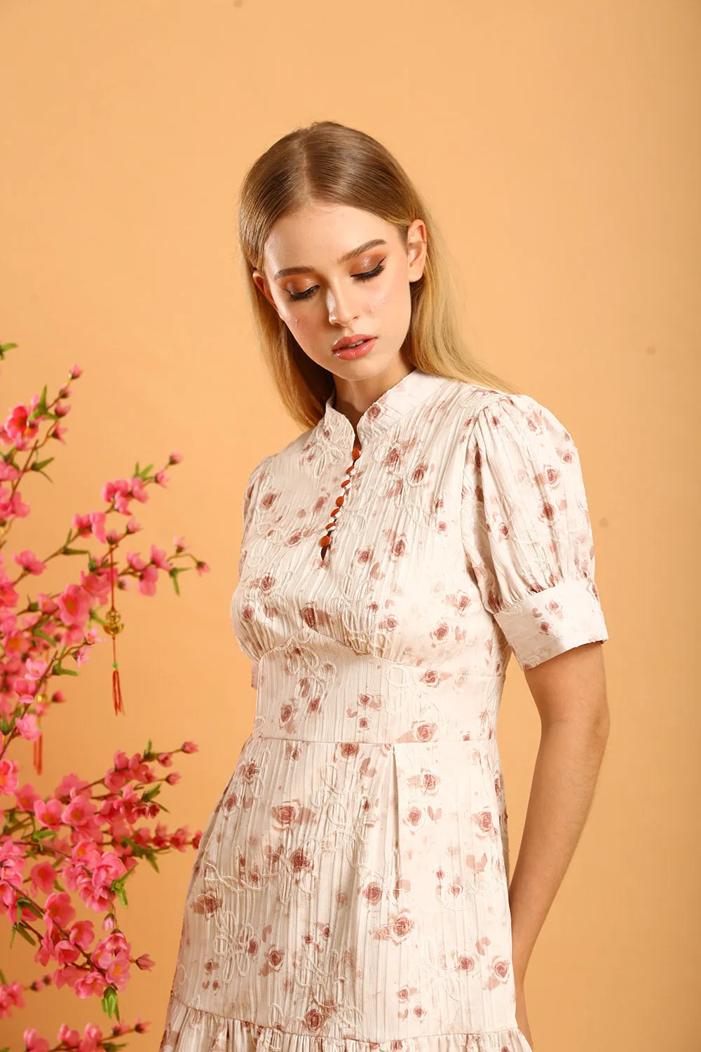 Bevelia Cheongsam in Rose Blush